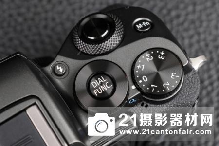 无反身材单反芯 佳能EOS M5无反相机评测