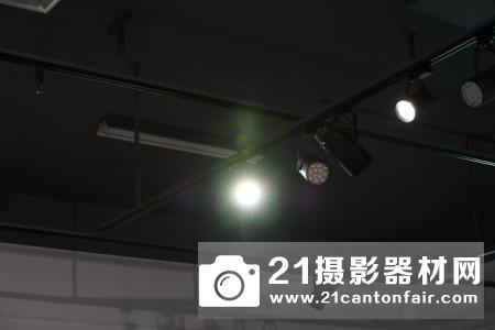 诚意长焦挂机头 腾龙70-210mm F/4 Di VC USD 测评