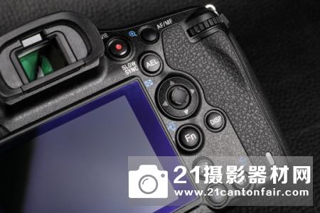 A口新皇登基 索尼全画幅单电A99II评测