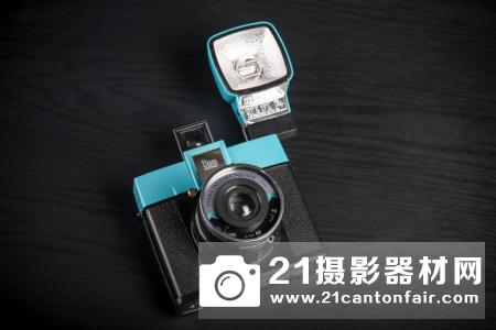 重塑经典——Diana Instant Square方形拍立得试用体会