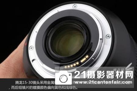腾龙适用于35mm全画幅无反相机索尼E卡口的大光圈标准变焦镜头