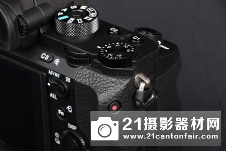 为视频而生  索尼全画幅微单A7SII评测