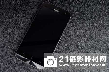 鹰眼看天下 华硕ZenFone Zoom详细试用