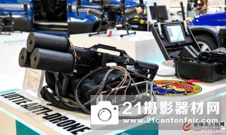 探测器、干扰器和网络攻击设备：反无人机技术的兴起