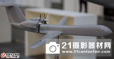 乌克兰防务展展示最新大型无人机模型