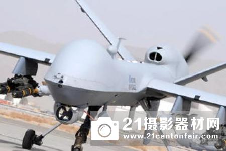 美国对伊朗新制裁 伊朗大批无人机现身海峡