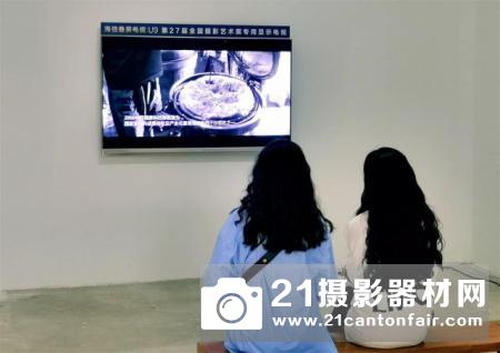 获数万摄影师点赞！海信叠屏电视带你看屏幕上的全国摄影艺术展