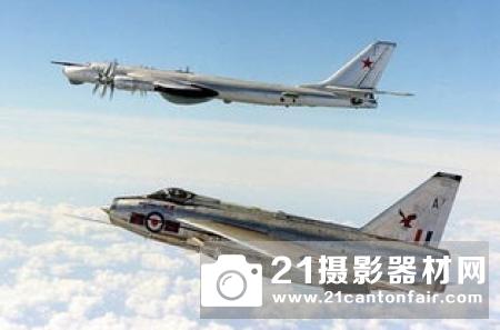 CAE计划向英国皇家空军交付第2架P-8A作战飞行教练机