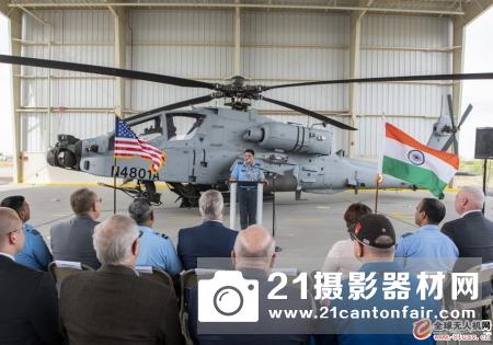 印度接收首架AH-64E攻击直升机