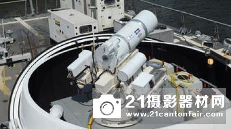 莱昂纳多公司进行AW159直升机新型武器短翼测试